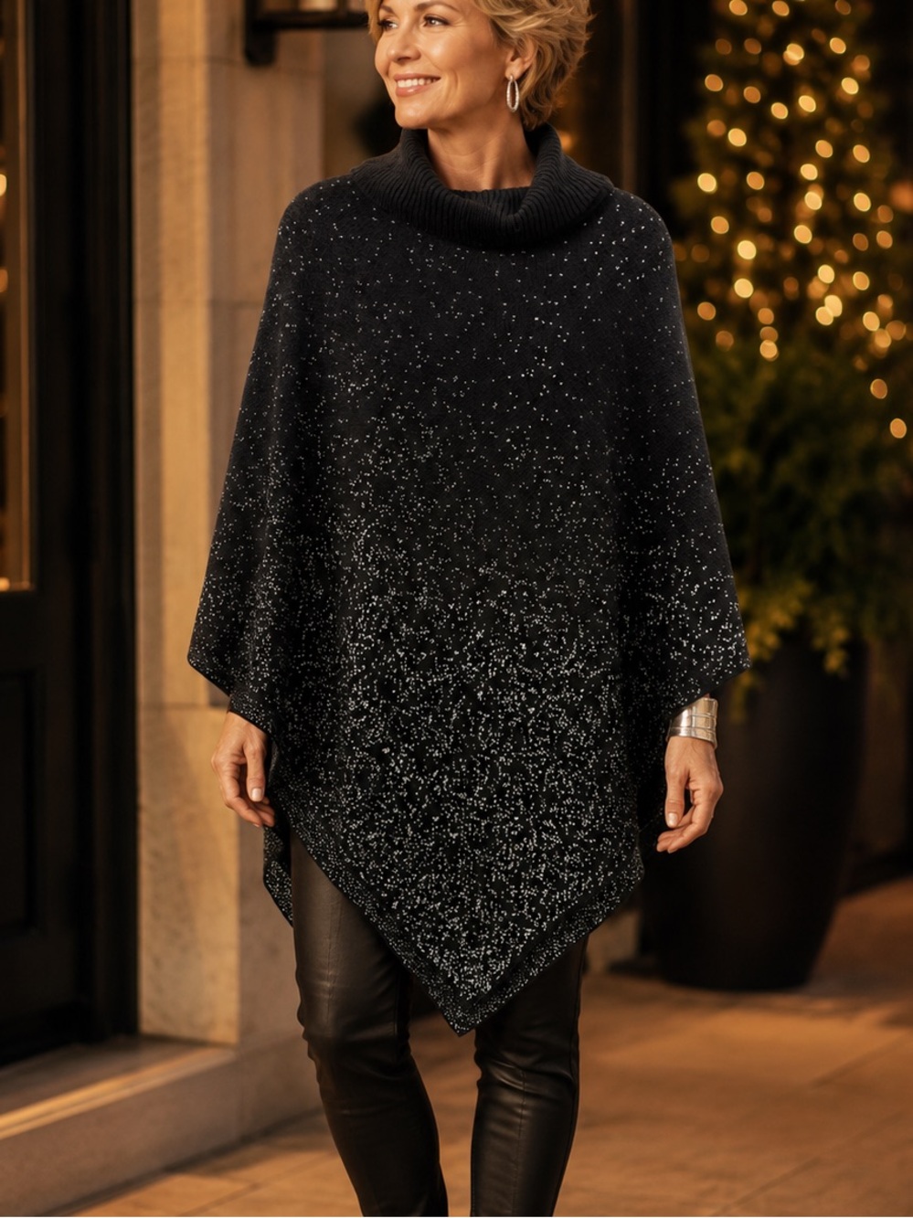 Chicos Womens Black Silver Metallic Turtleneck Poncho Sweater Shimmer S/M‎